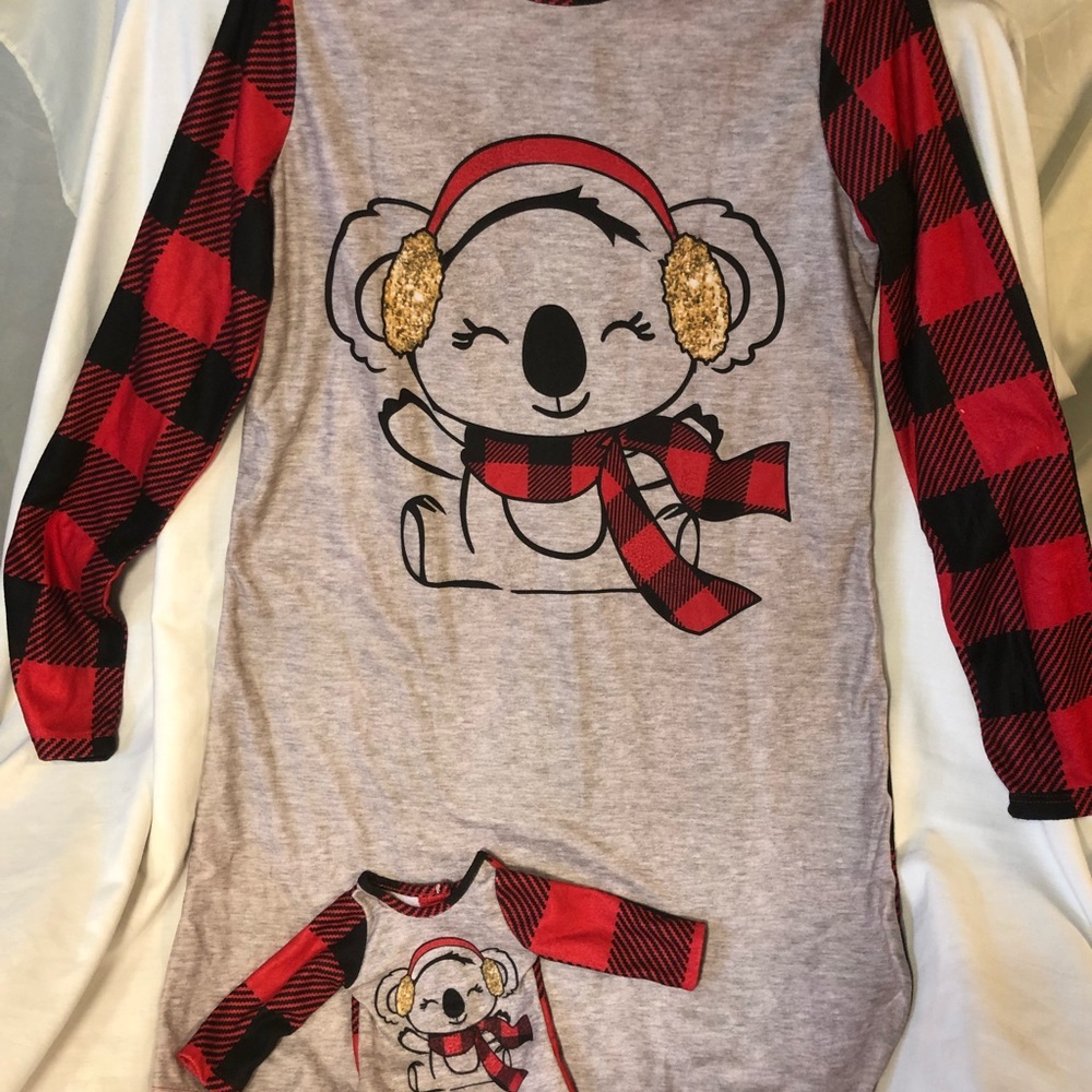 NWT Girl & Her Doll Coordinated Night Gowns